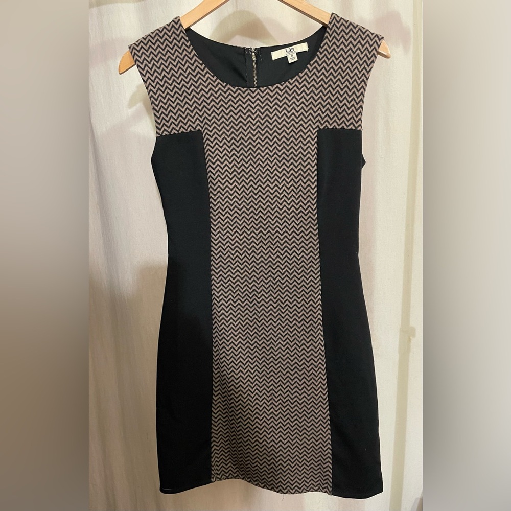 Ya Los Angeles Knit Sleeveless Dress